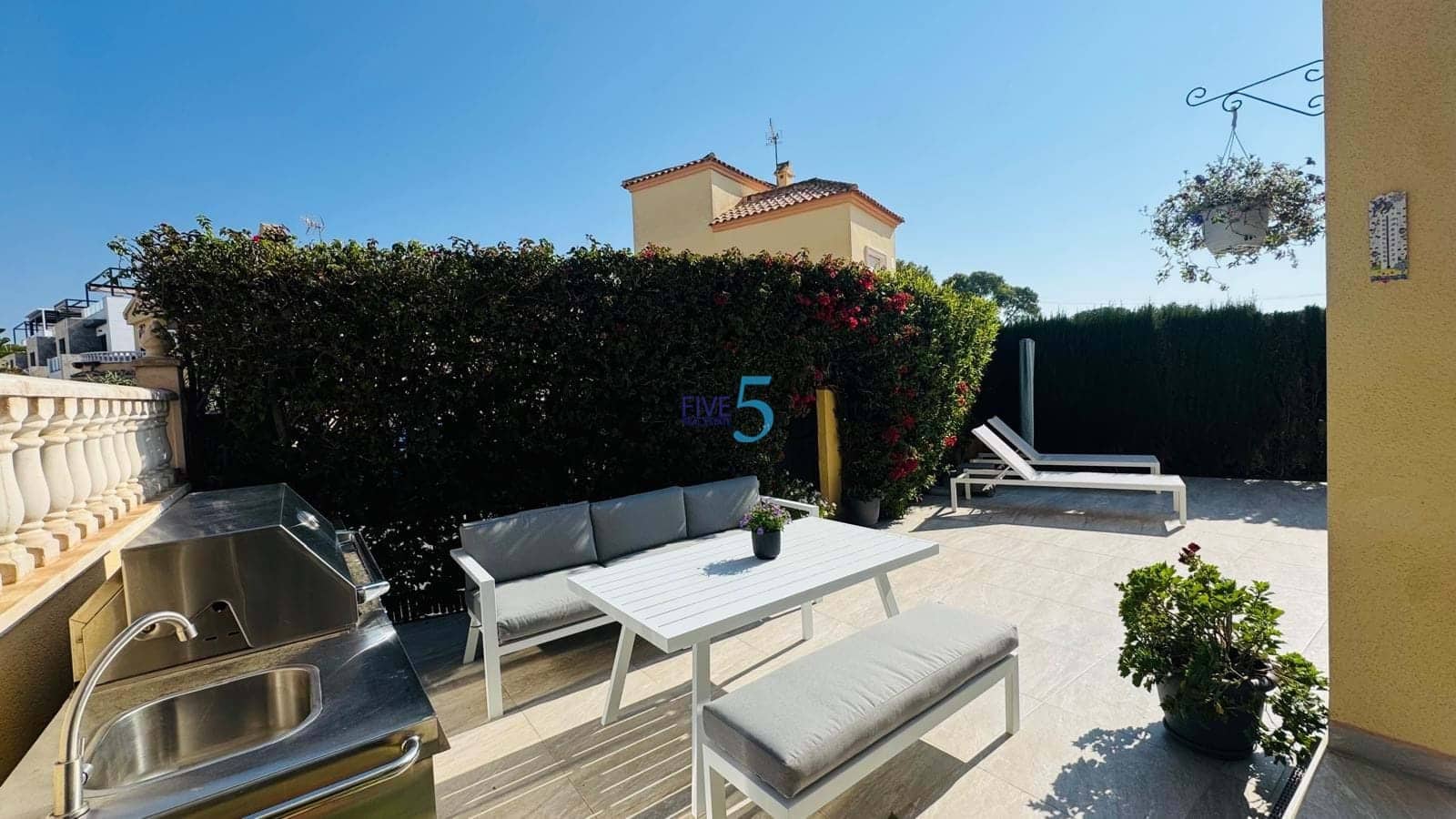 3 slaapkamer Huis te koop in Orihuela Costa met zwembad - € 290.000 (Ref: 9709447)