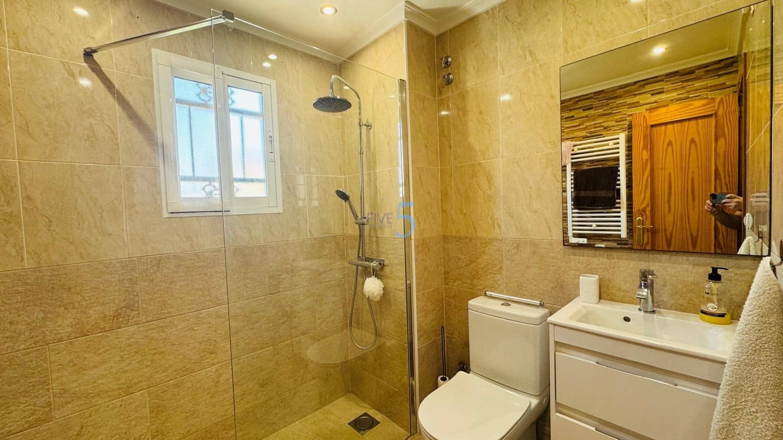 3 slaapkamer Huis te koop in Orihuela Costa met zwembad - € 290.000 (Ref: 9709447)