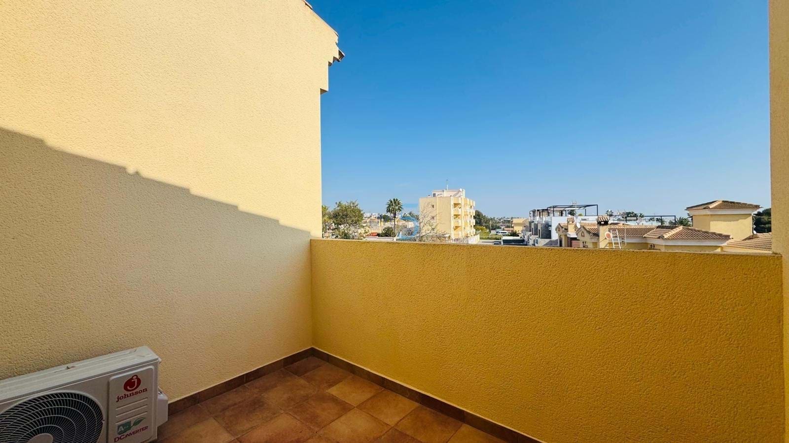 3 slaapkamer Huis te koop in Orihuela Costa met zwembad - € 290.000 (Ref: 9709447)