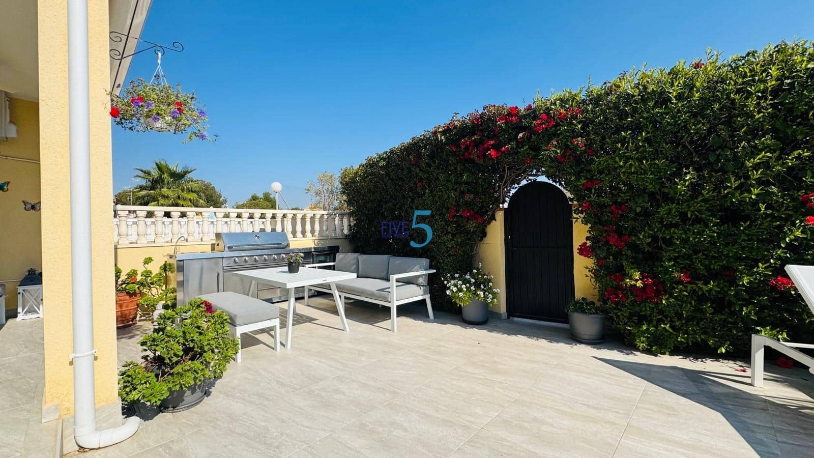 3 slaapkamer Huis te koop in Orihuela Costa met zwembad - € 290.000 (Ref: 9709447)