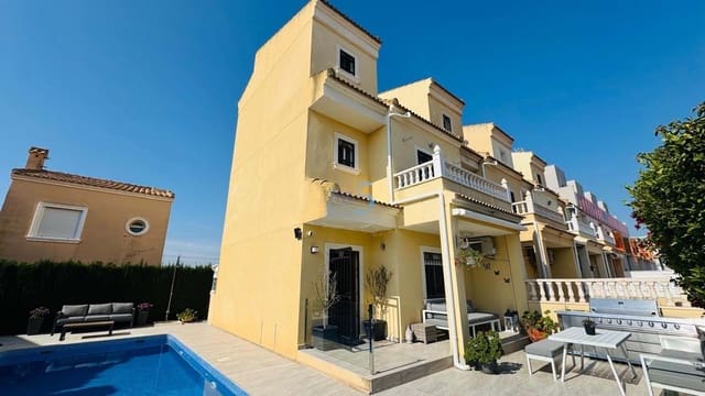 Casa de 3 habitaciones en Lomas de Cabo Roig - Los Dolses, Orihuela en venta con piscina - 290.000 € (Ref: 9709447)