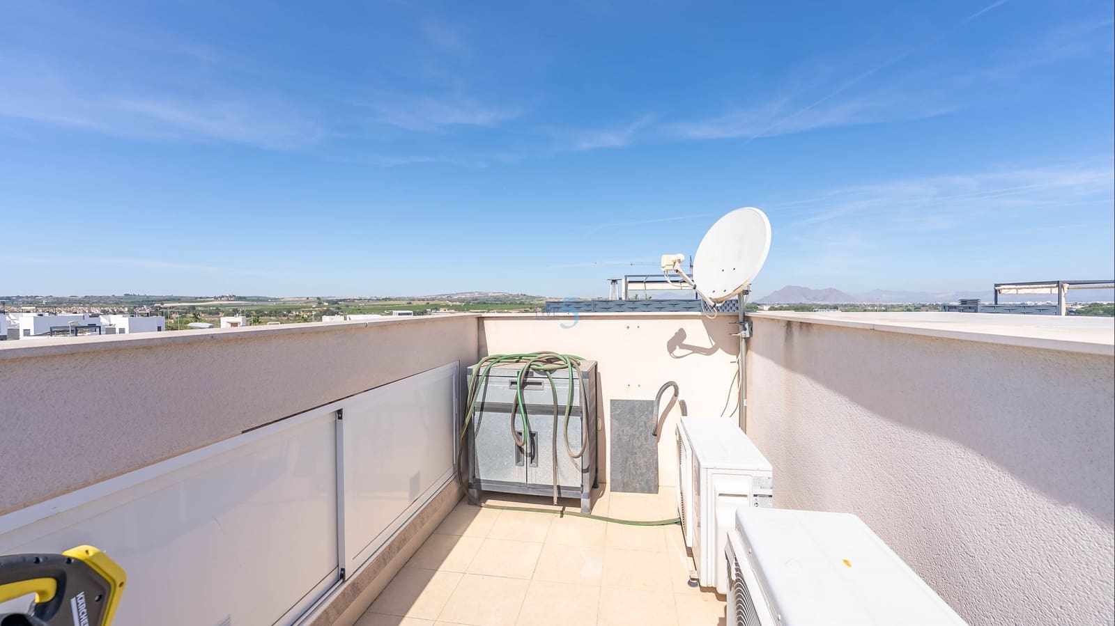 3 sypialnia Willa na sprzedaż w Benijofar z basenem garażem - 374 990 € (Ref: 9713558)