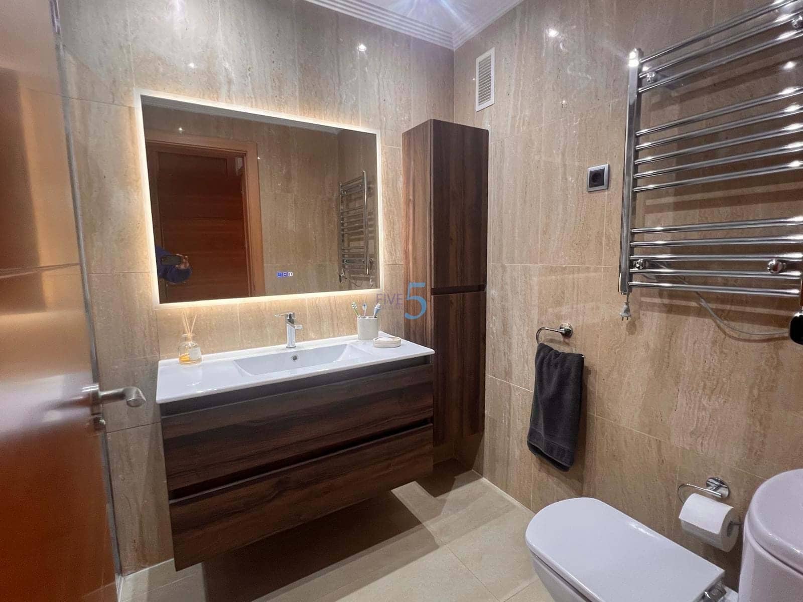 3 makuuhuone Huoneisto myytävänä paikassa Los Alcazares mukana uima-altaan 
autotalli - 265 000 € (Ref: 9713902)