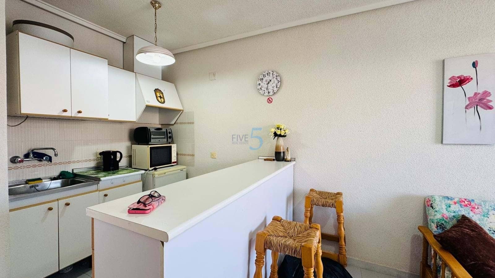 1 soverom Leilighet til salgs i Torrevieja med garasje - € 69 000 (Ref: 9714116)