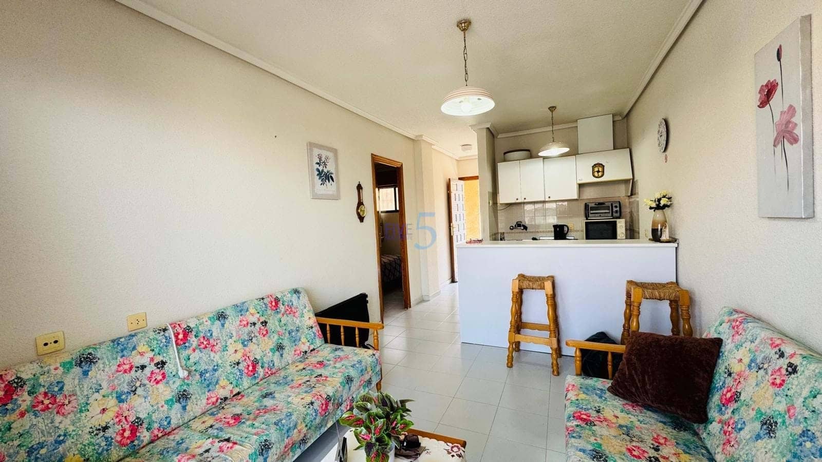 1 soverom Leilighet til salgs i Torrevieja med garasje - € 69 000 (Ref: 9714116)