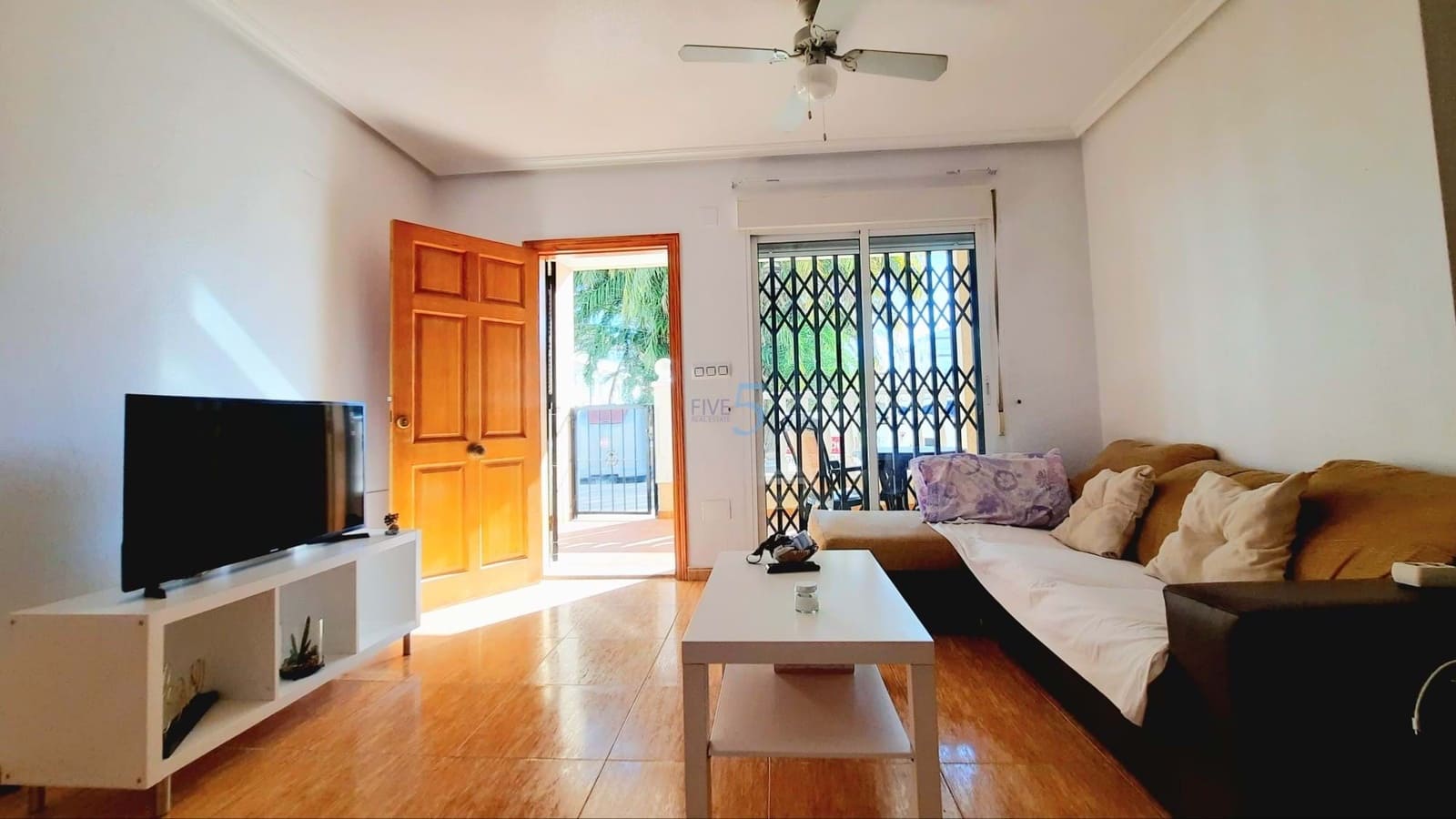 2 soverom Leilighet til salgs i Formentera del Segura med svømmebasseng - € 112 000 (Ref: 9714117)