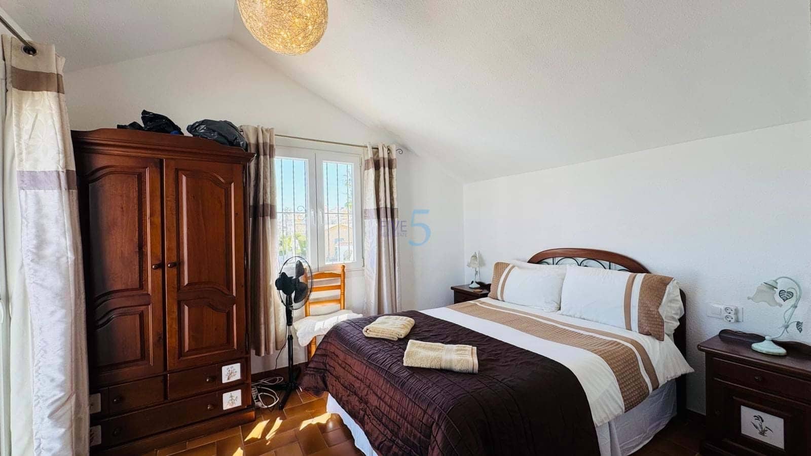 3 sypialnia Willa na sprzedaż w Villamartin z basenem - 365 000 € (Ref: 9715380)