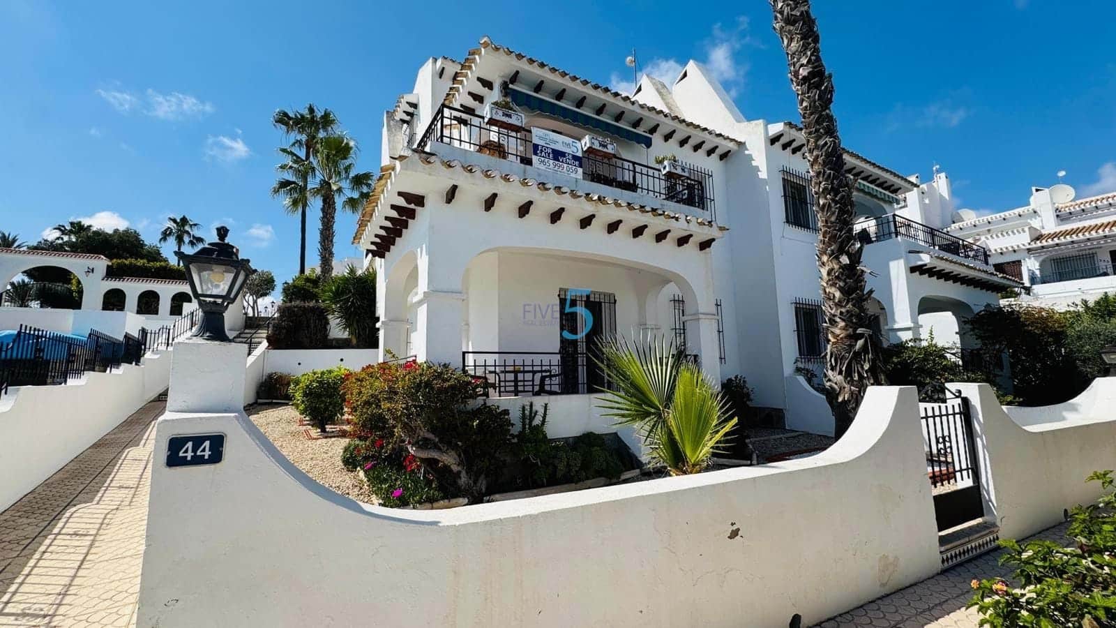 3 sypialnia Willa na sprzedaż w Villamartin z basenem - 365 000 € (Ref: 9715380)