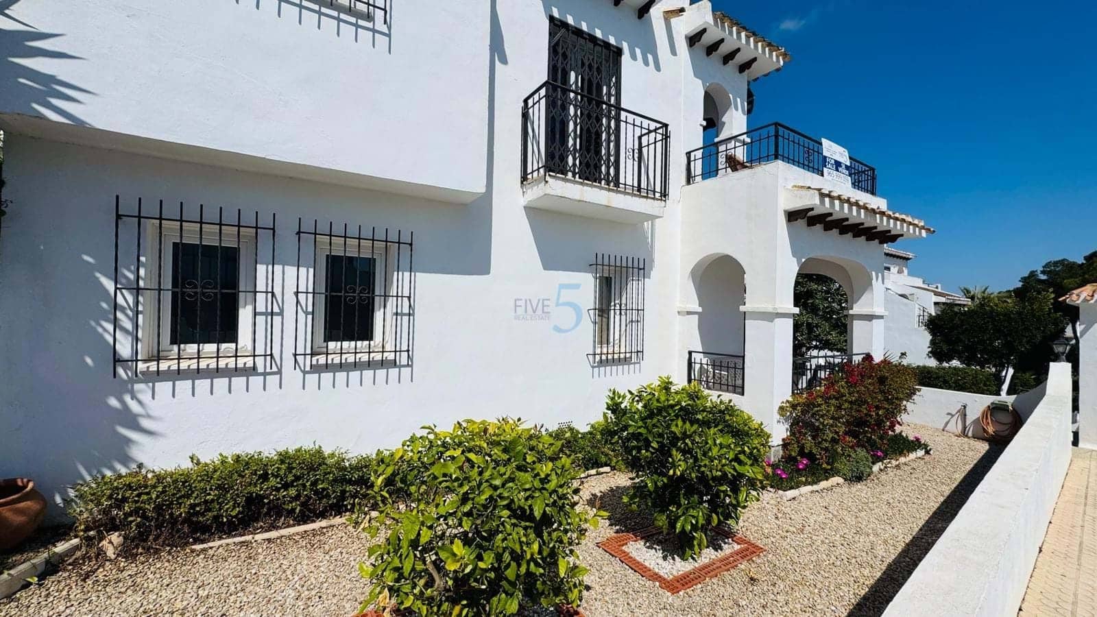 3 sypialnia Willa na sprzedaż w Villamartin z basenem - 365 000 € (Ref: 9715380)