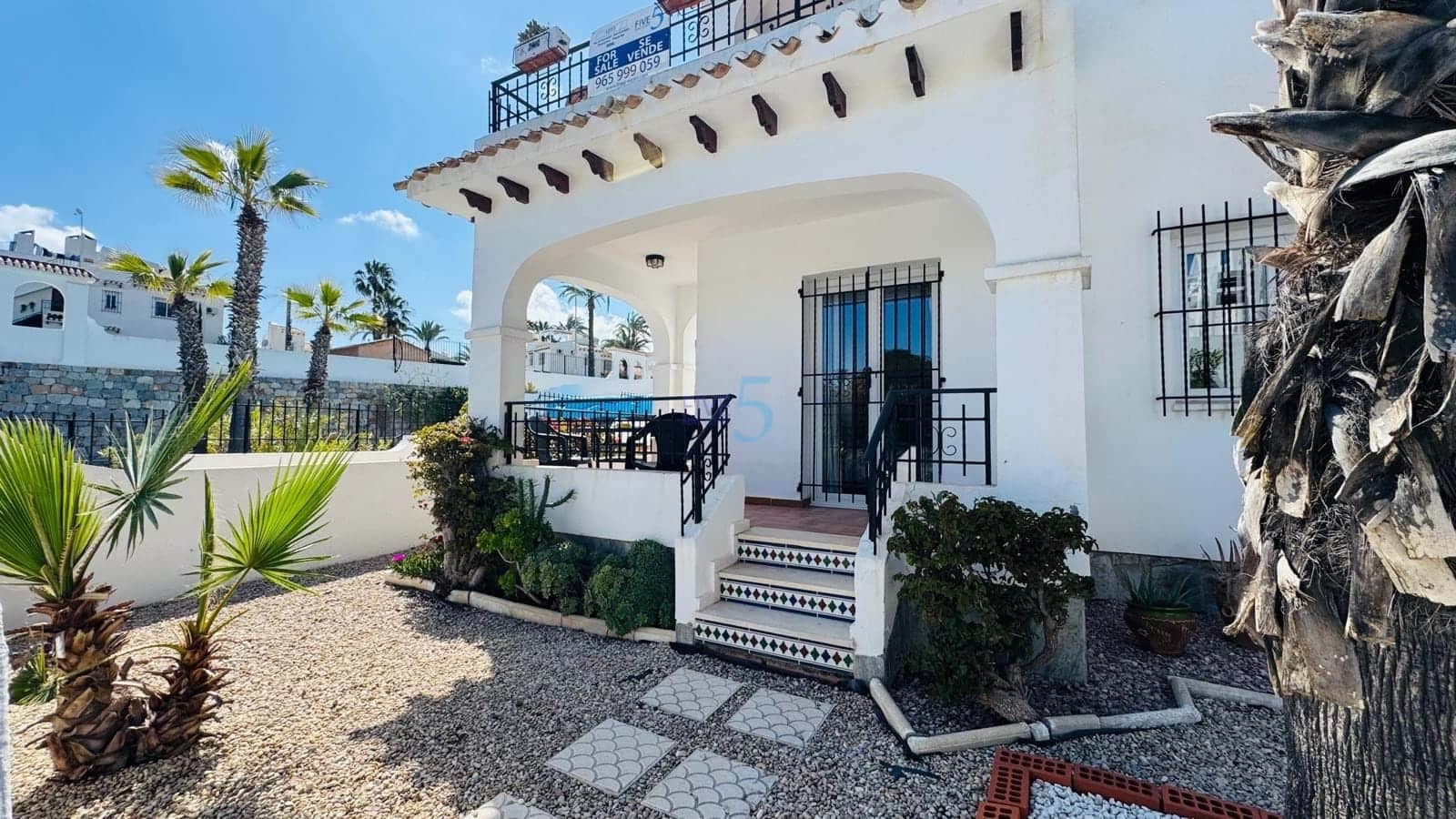 3 sypialnia Willa na sprzedaż w Villamartin z basenem - 365 000 € (Ref: 9715380)