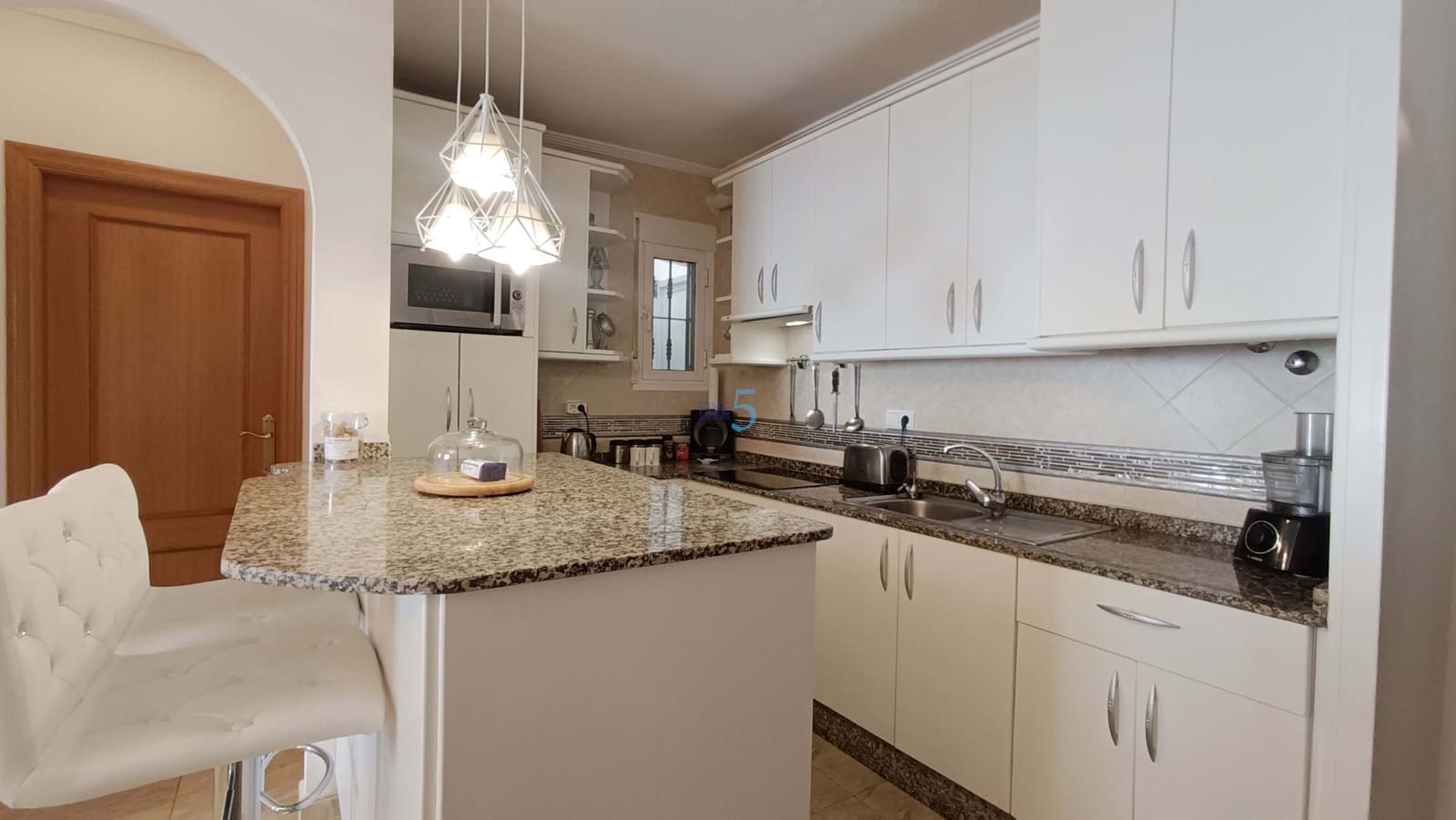 Apartamento de 4 habitaciones en San Miguel de Salinas en venta con piscina - 165.000 € (Ref: 9715711)