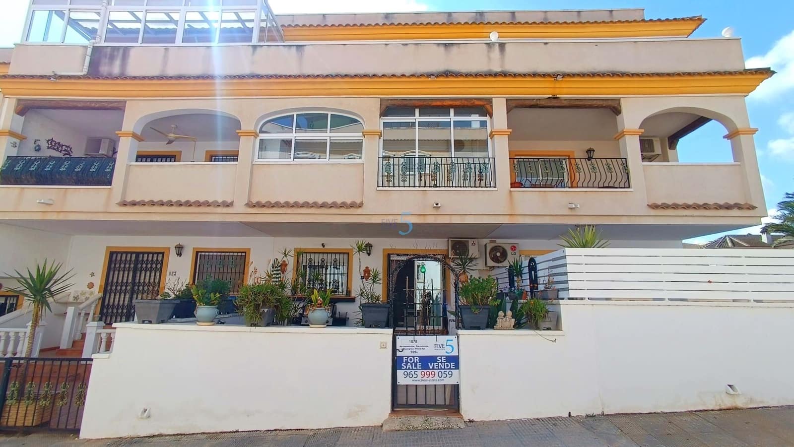 Apartamento de 4 habitaciones en San Miguel de Salinas en venta con piscina - 165.000 € (Ref: 9715711)