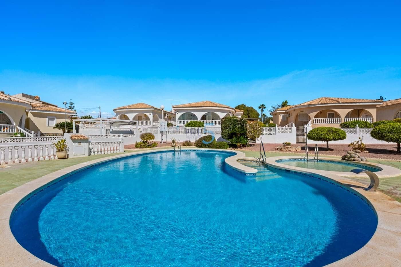 3 chambre Villa/Maison à vendre à Benijofar avec piscine - 239 000 € (Ref: 9715712)