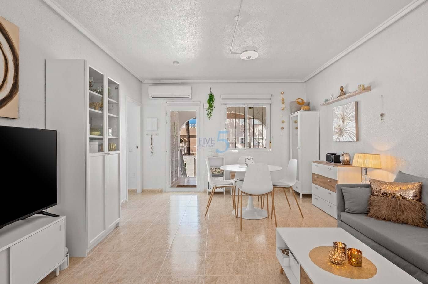 3 chambre Villa/Maison à vendre à Benijofar avec piscine - 239 000 € (Ref: 9715712)