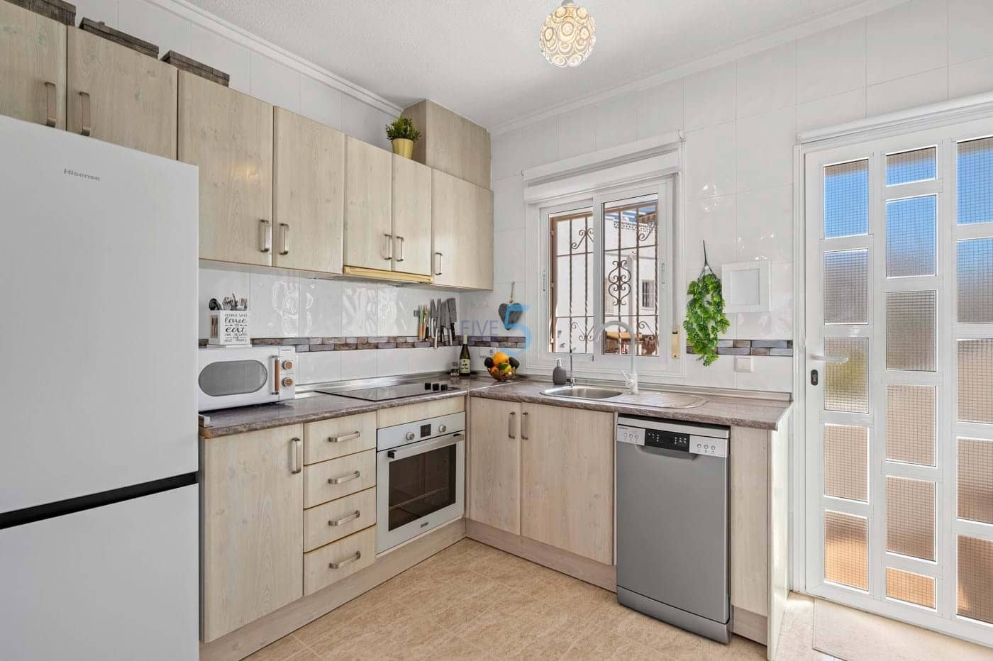 3 chambre Villa/Maison à vendre à Benijofar avec piscine - 239 000 € (Ref: 9715712)