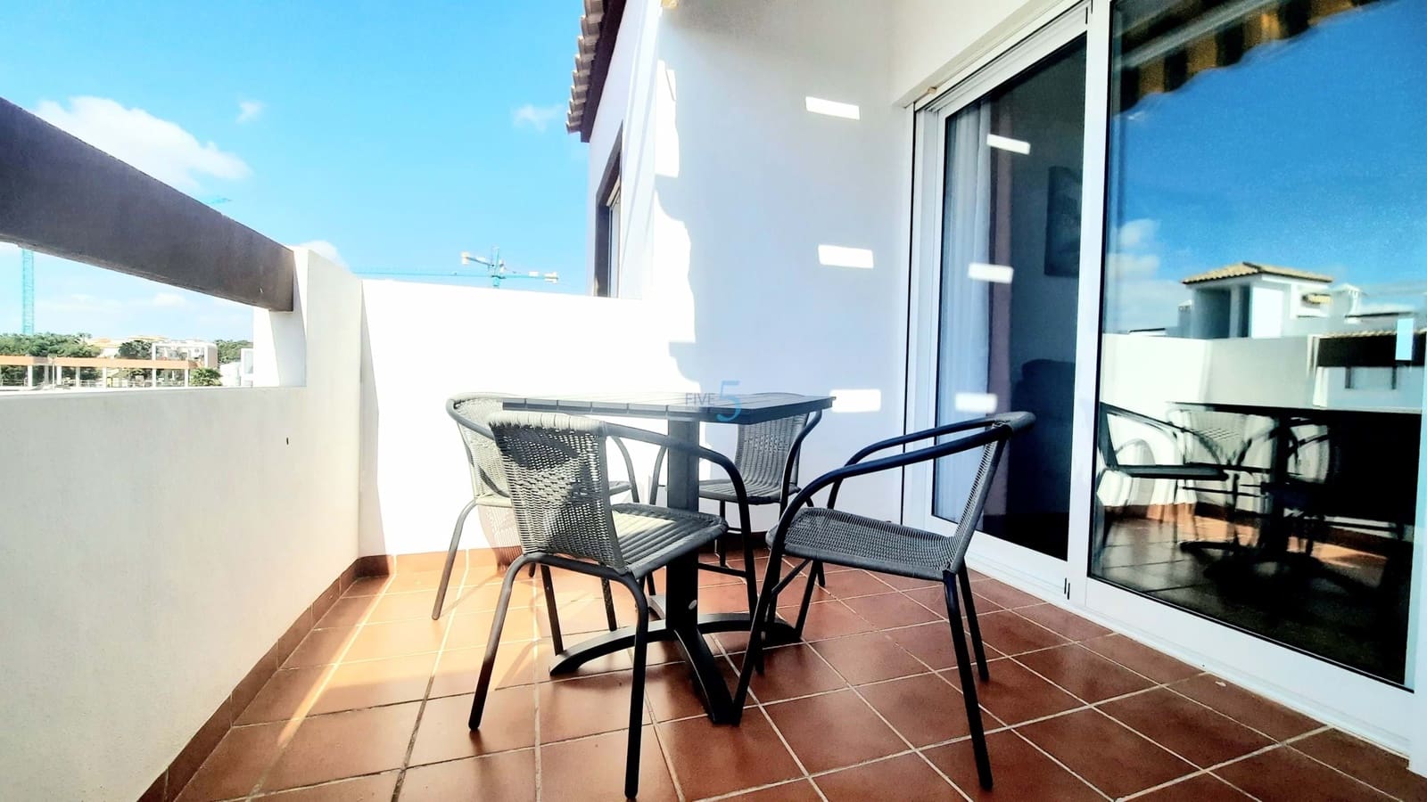 2 soverom Leilighet til salgs i Orihuela Costa med svømmebasseng garasje - € 198 000 (Ref: 9716687)