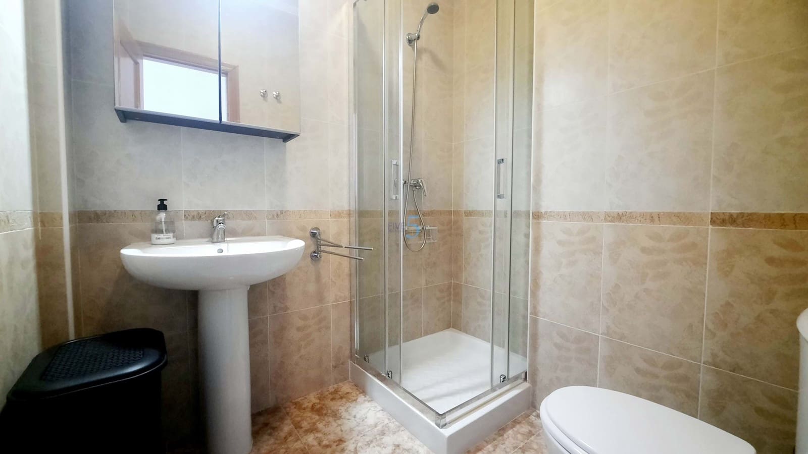 2 soverom Leilighet til salgs i Orihuela Costa med svømmebasseng garasje - € 198 000 (Ref: 9716687)