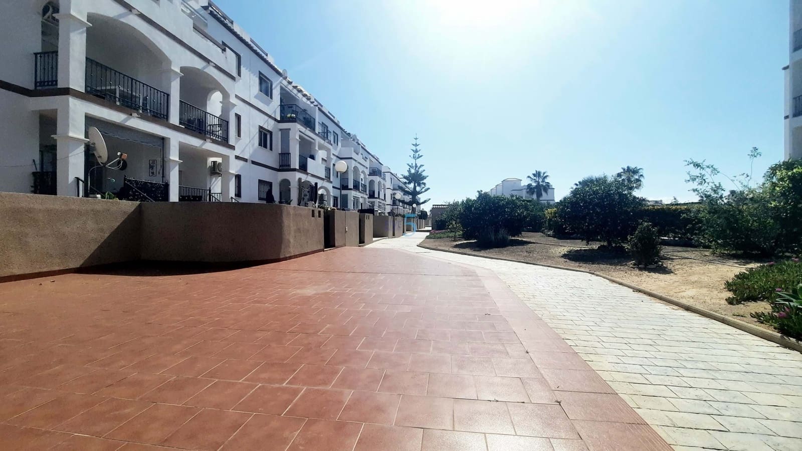 2 soverom Leilighet til salgs i Orihuela Costa med svømmebasseng garasje - € 198 000 (Ref: 9716687)