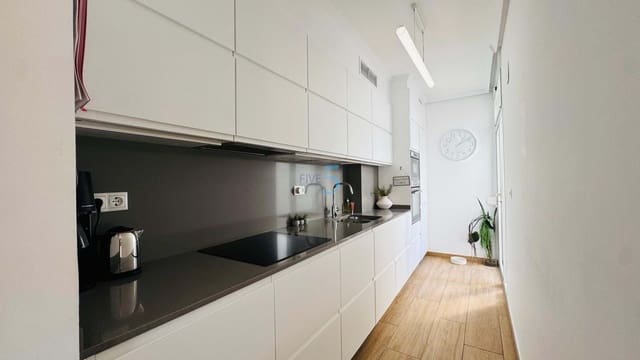 2 makuuhuone Huoneisto myytävänä paikassa Punta Prima, Orihuela mukana uima-altaan 
autotalli - 239 000 € (Ref: 9716689)