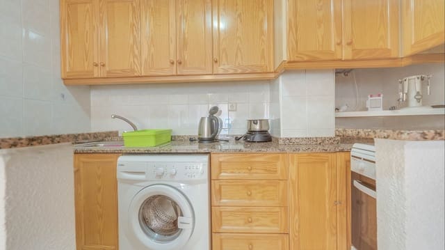 1 sypialnia Apartament na sprzedaż w Torrevieja - 89 999 € (Ref: 9719332)