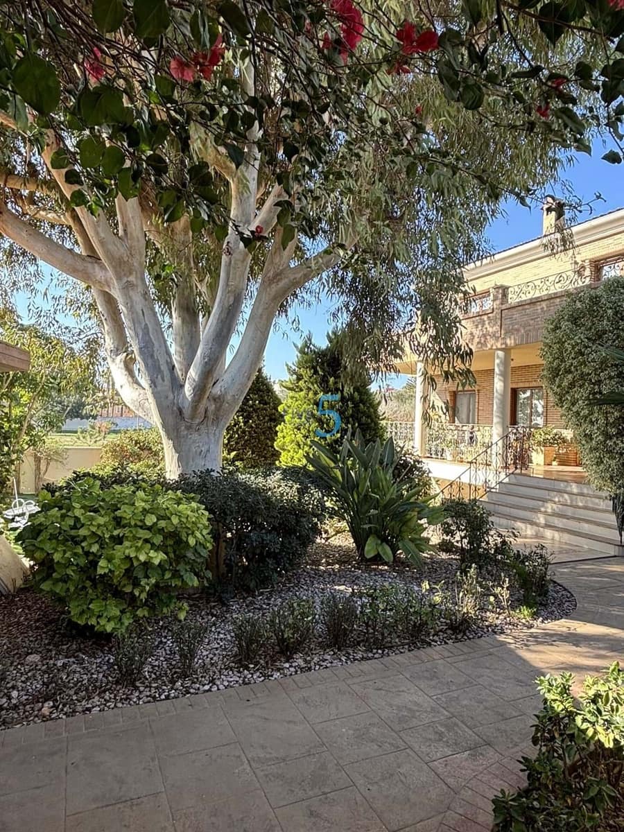 5 sovrum Villa till salu i Ciudad Quesada med pool garage - 630 000 € (Ref: 9720344)