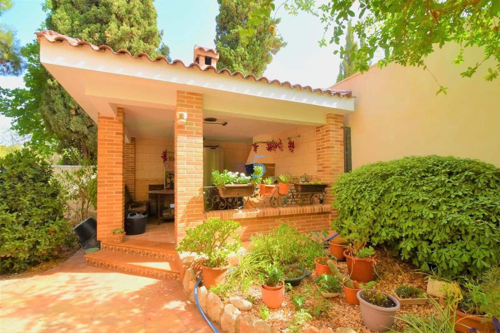 5 sovrum Villa till salu i Ciudad Quesada med pool garage - 630 000 € (Ref: 9720344)