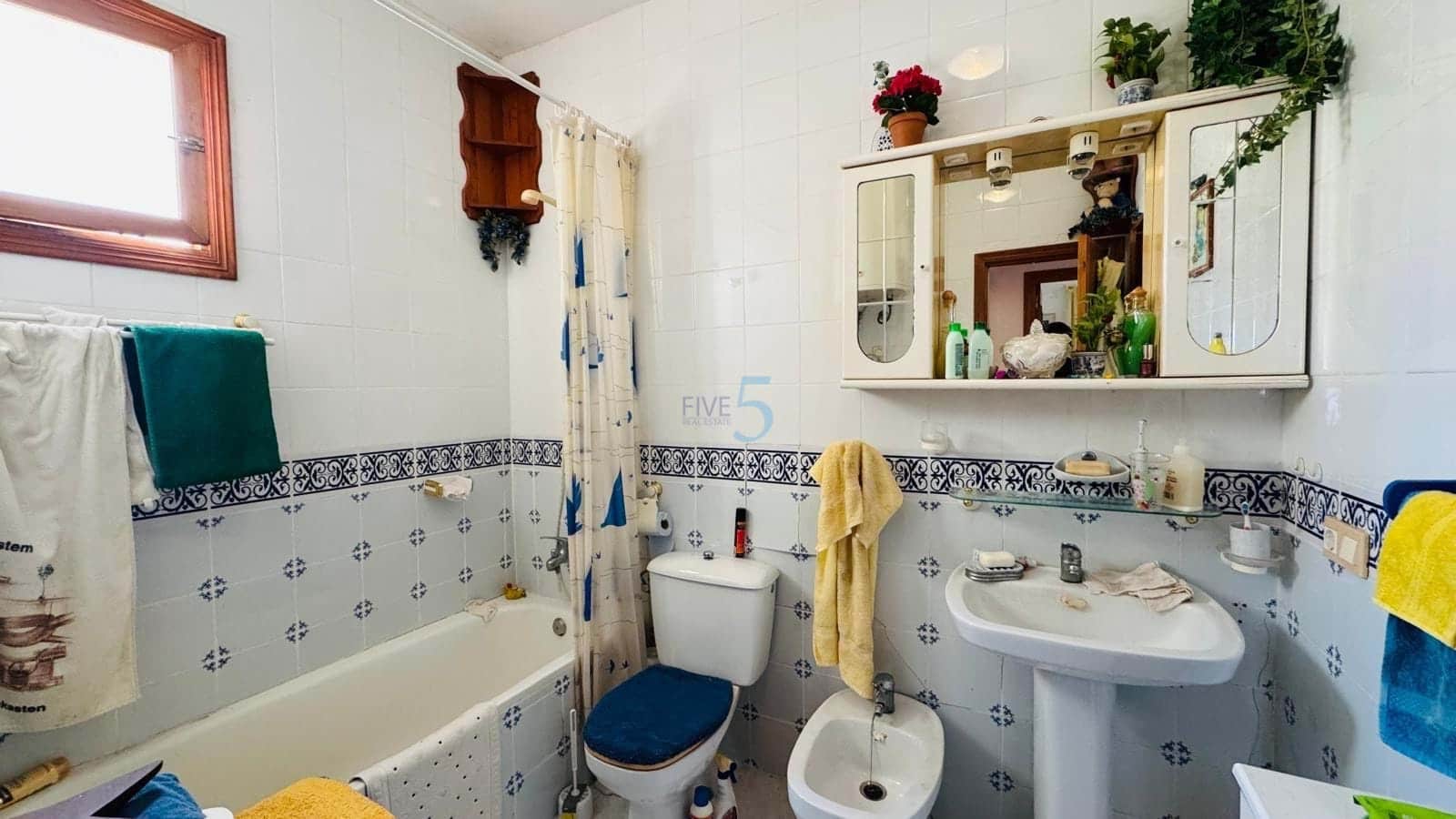 2 bedroom Bungalow for sale in La Florida with garage - € 159,995 (Ref: 9720492)