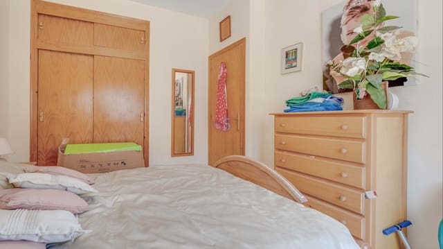 2 makuuhuone Bungalow myytävänä paikassa La Florida, Orihuela mukana 
autotalli - 159 995 € (Ref: 9720492)