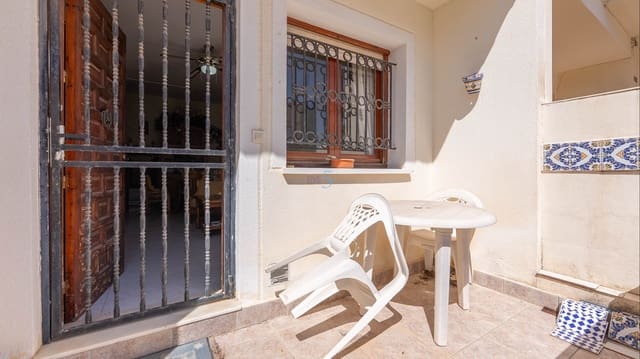 2 makuuhuone Bungalow myytävänä paikassa La Florida, Orihuela mukana 
autotalli - 159 995 € (Ref: 9720492)