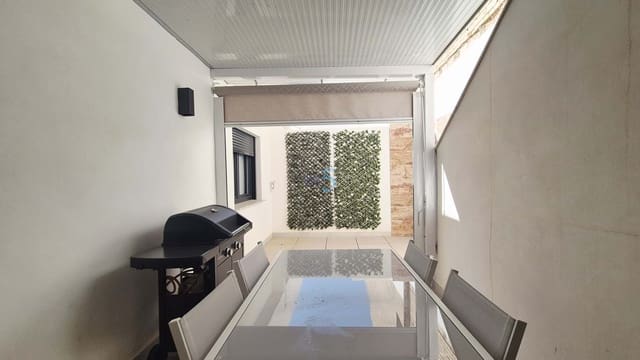 2 sovrum Bungalow till salu i Torre de la Horadada, Pilar de la Horadada med garage - 299 000 € (Ref: 9720758)