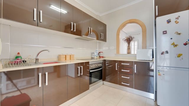 3 slaapkamer Villa te koop in Lo Crispin, Algorfa met zwembad - € 285.000 (Ref: 9720902)