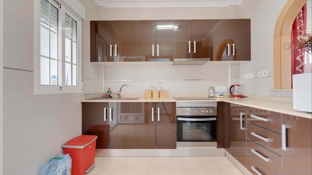 3 slaapkamer Villa te koop in Lo Crispin, Algorfa met zwembad - € 285.000 (Ref: 9720902)
