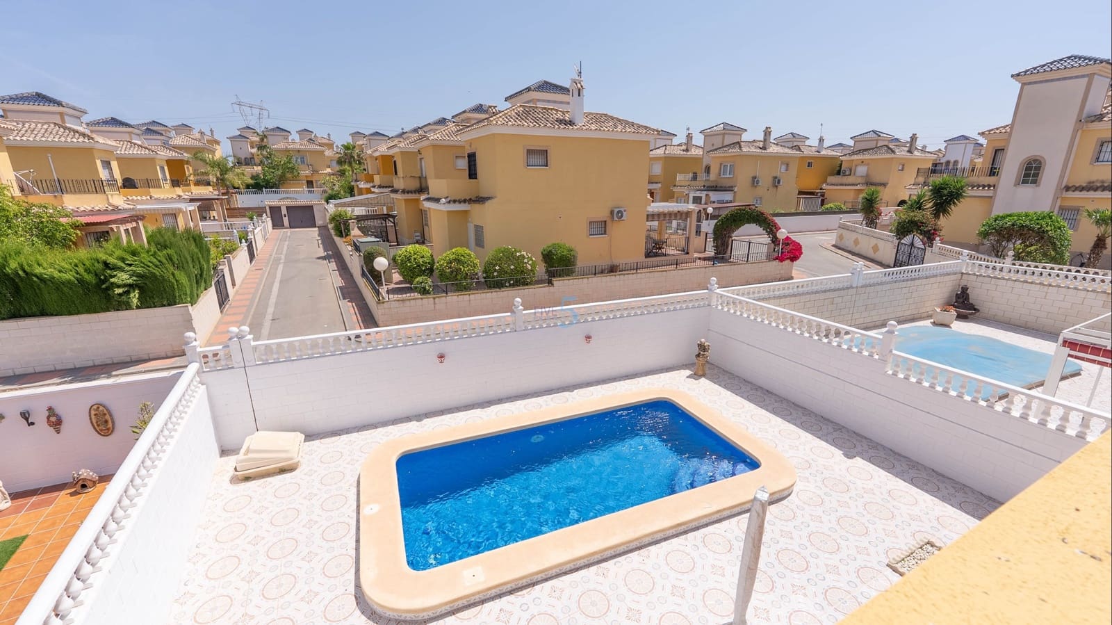 3 bedroom Villa for sale in Lo Crispin with pool - € 285,000 (Ref: 9720902)