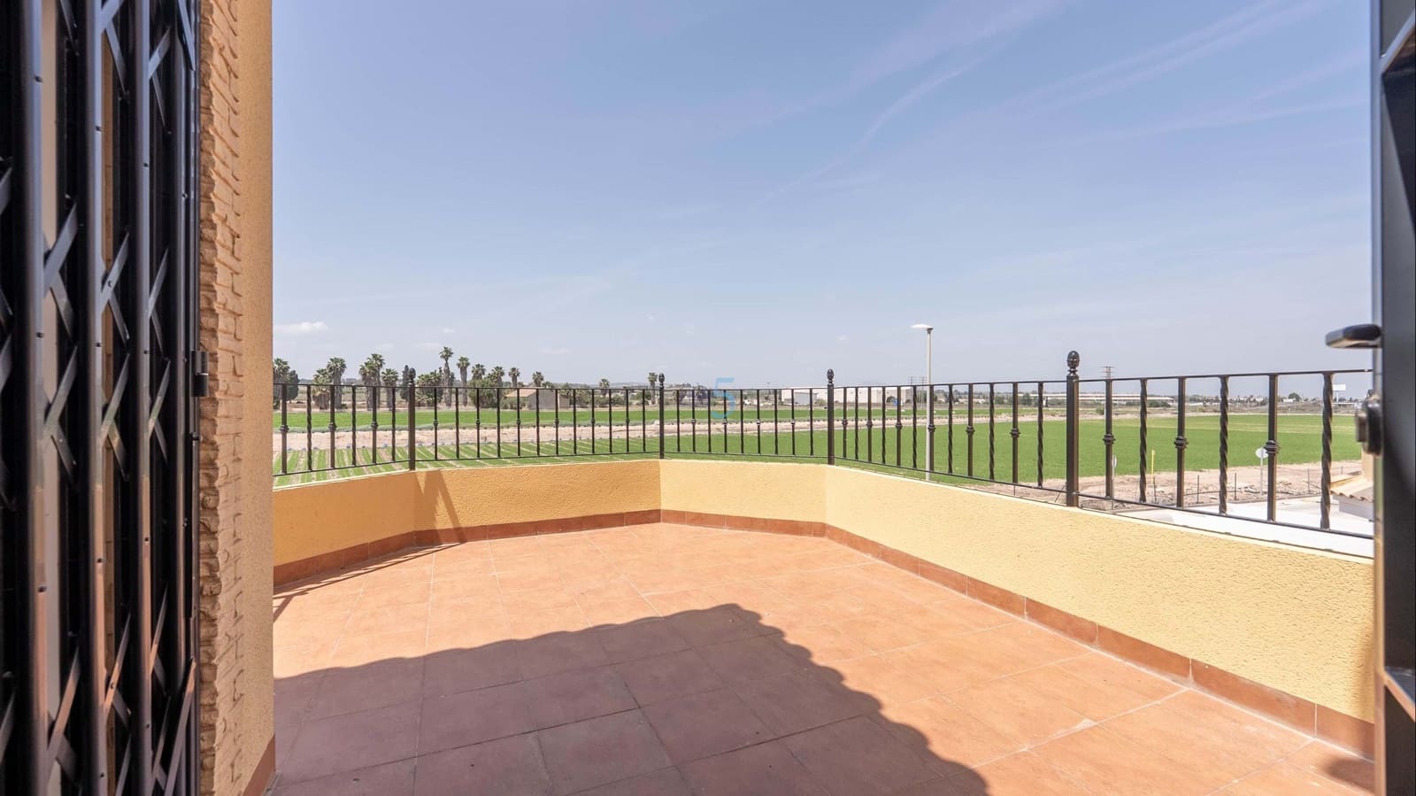 3 bedroom Villa for sale in Lo Crispin with pool - € 285,000 (Ref: 9720902)