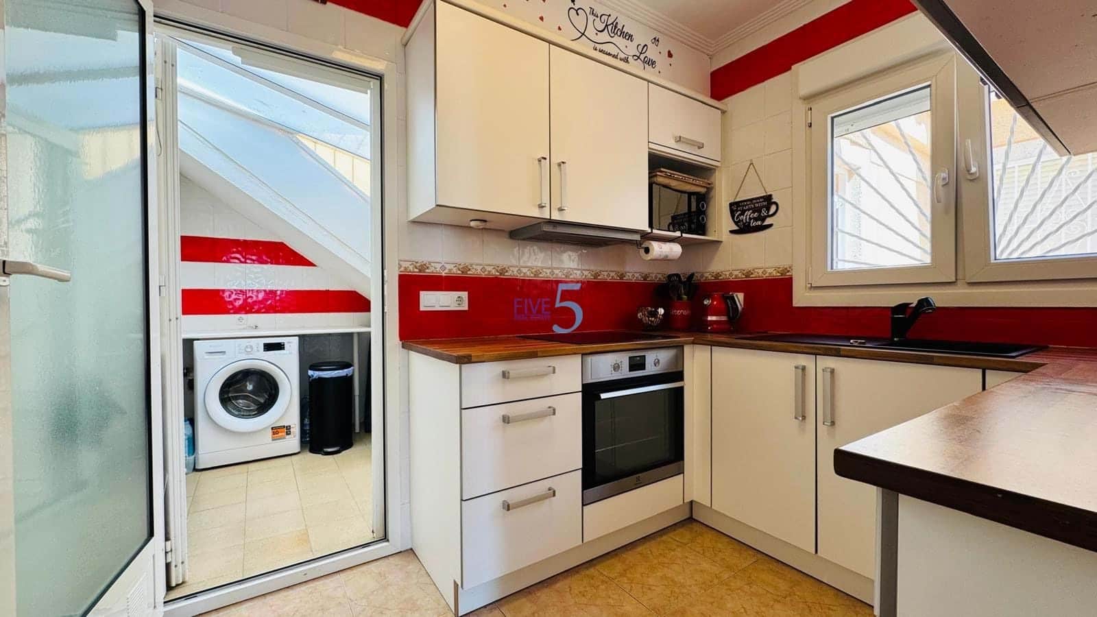 2 soveværelse Bungalow til salg i Ciudad Quesada med swimmingpool - € 167.950 (Ref: 9723558)