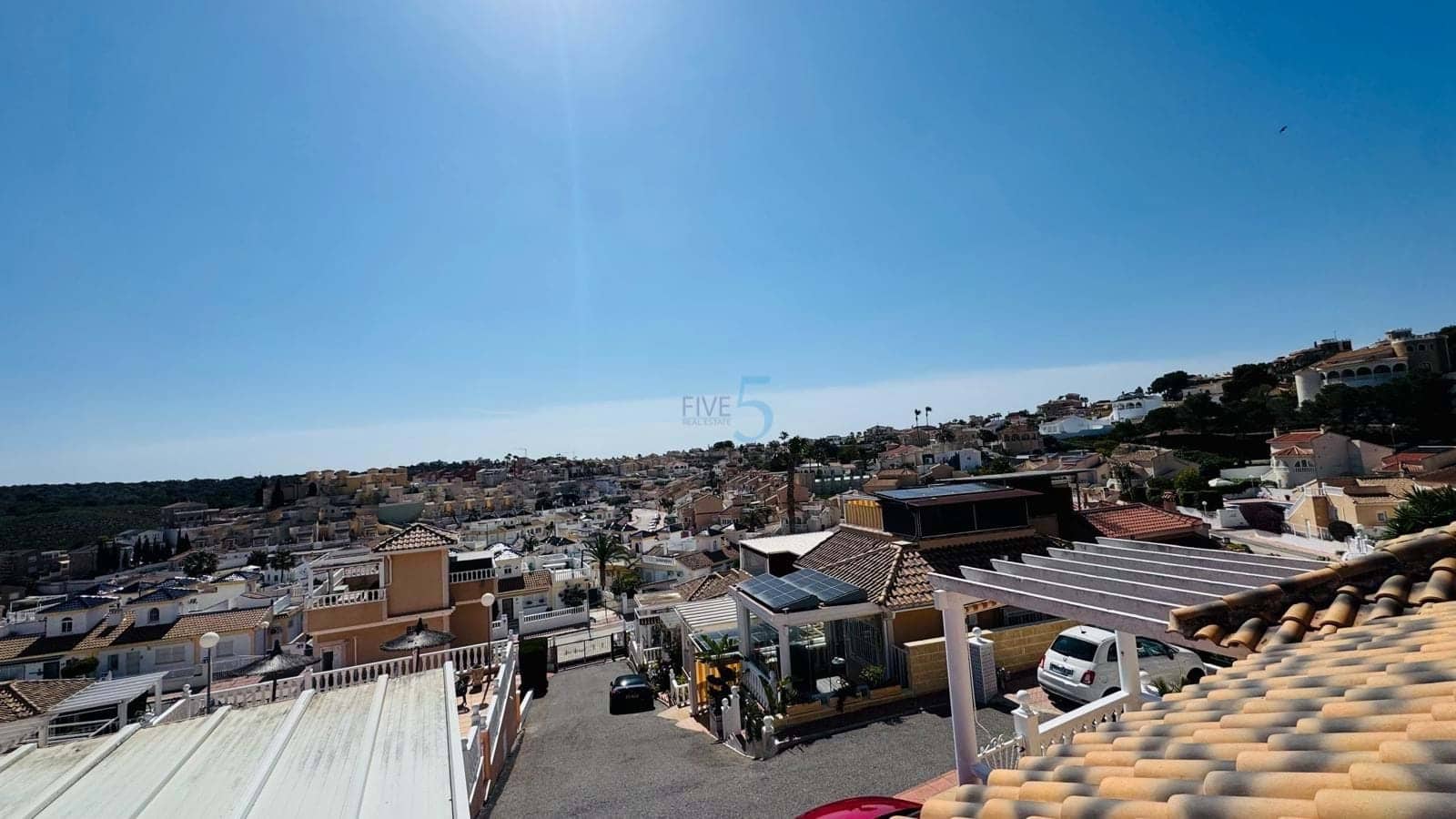 2 soveværelse Bungalow til salg i Ciudad Quesada med swimmingpool - € 167.950 (Ref: 9723558)