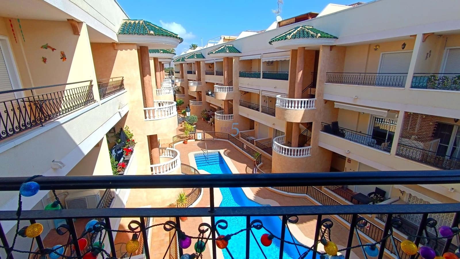 3 bedroom Apartment for sale in Jacarilla with pool garage - € 139,995 (Ref: 9725029)