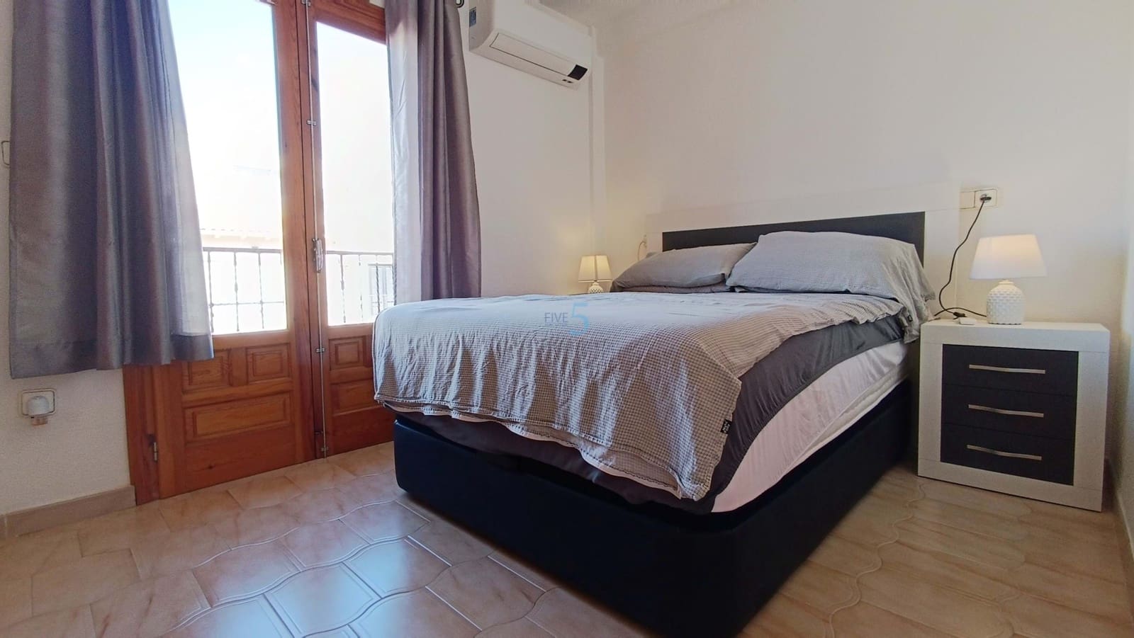 2 Zimmer Haus zu verkaufen in Torrevieja mit Pool - 129.995 € (Ref: 9725030)