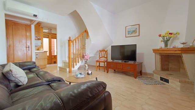 2 bedroom Townhouse for sale in Torrevieja with pool - € 129,995 (Ref: 9725030)