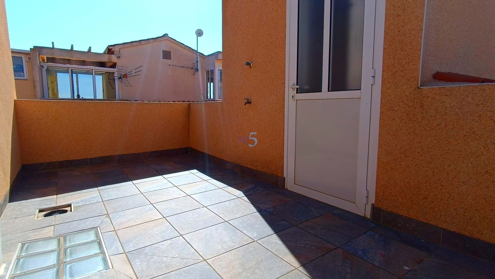 2 Zimmer Haus zu verkaufen in Torrevieja mit Pool - 129.995 € (Ref: 9725030)