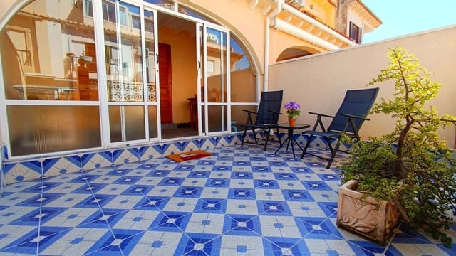 2 bedroom Townhouse for sale in Torrevieja with pool - € 129,995 (Ref: 9725030)