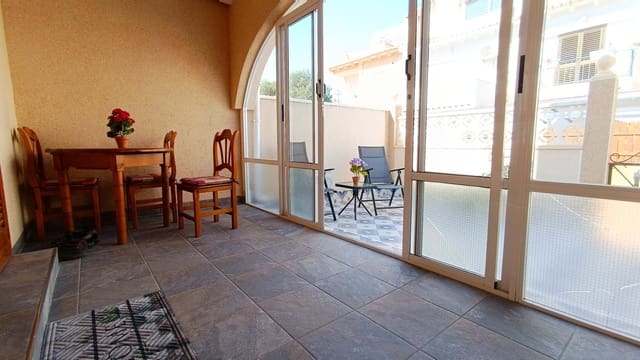 2 bedroom Townhouse for sale in Torrevieja with pool - € 129,995 (Ref: 9725030)