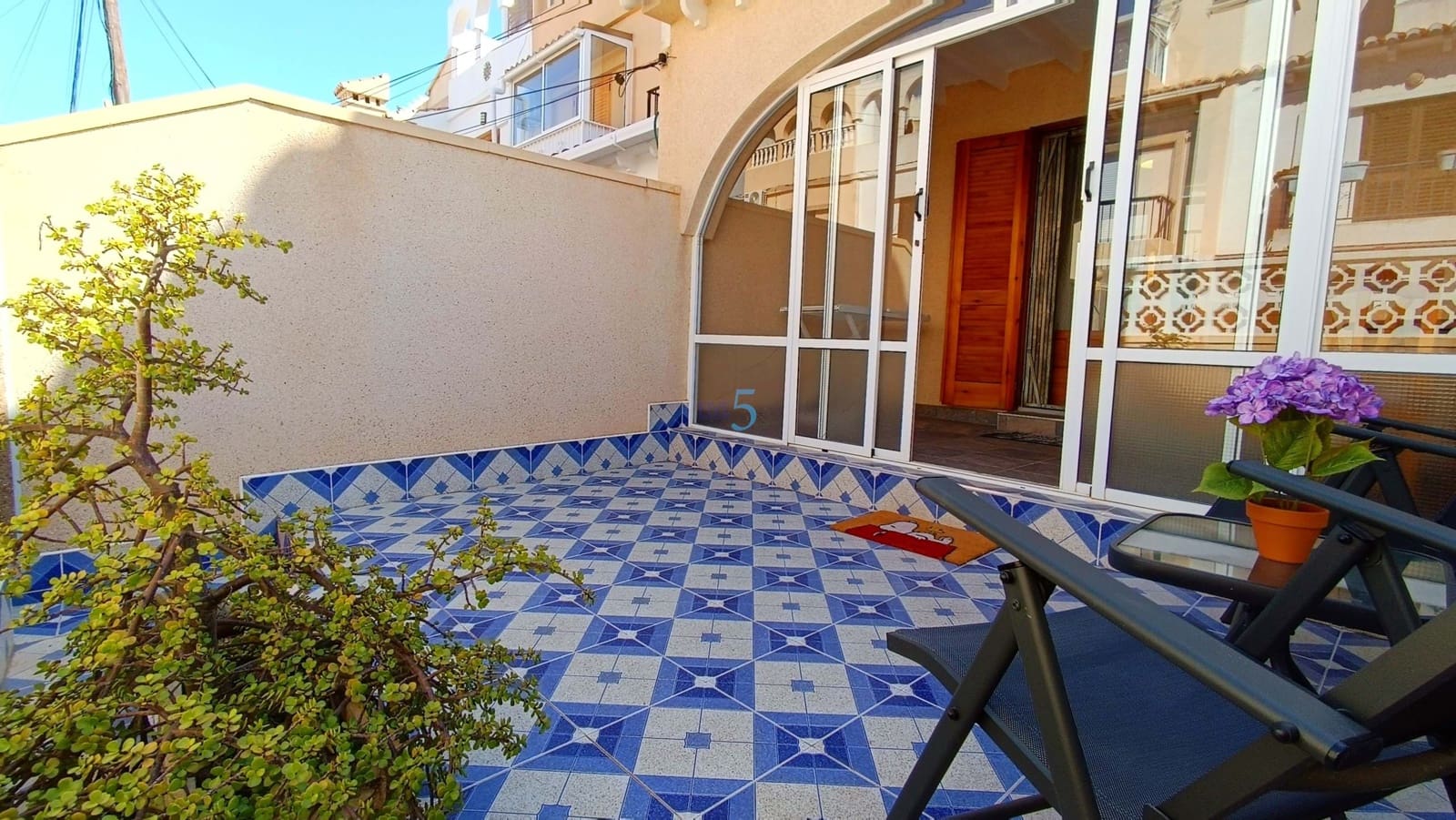 2 Zimmer Haus zu verkaufen in Torrevieja mit Pool - 129.995 € (Ref: 9725030)