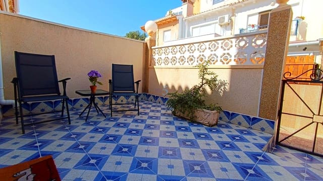 2 bedroom Townhouse for sale in Torrevieja with pool - € 129,995 (Ref: 9725030)
