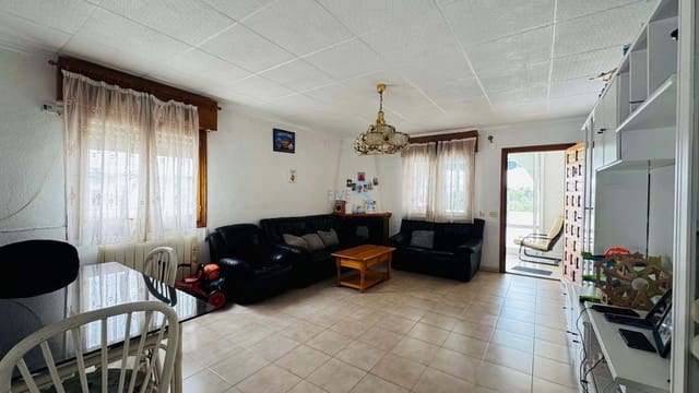 2 slaapkamer Villa te koop in La Siesta, Torrevieja met zwembad garage - € 220.000 (Ref: 9727431)