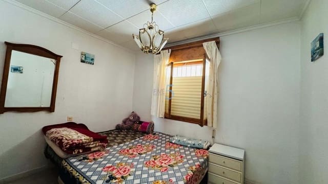 2 slaapkamer Villa te koop in La Siesta, Torrevieja met zwembad garage - € 220.000 (Ref: 9727431)