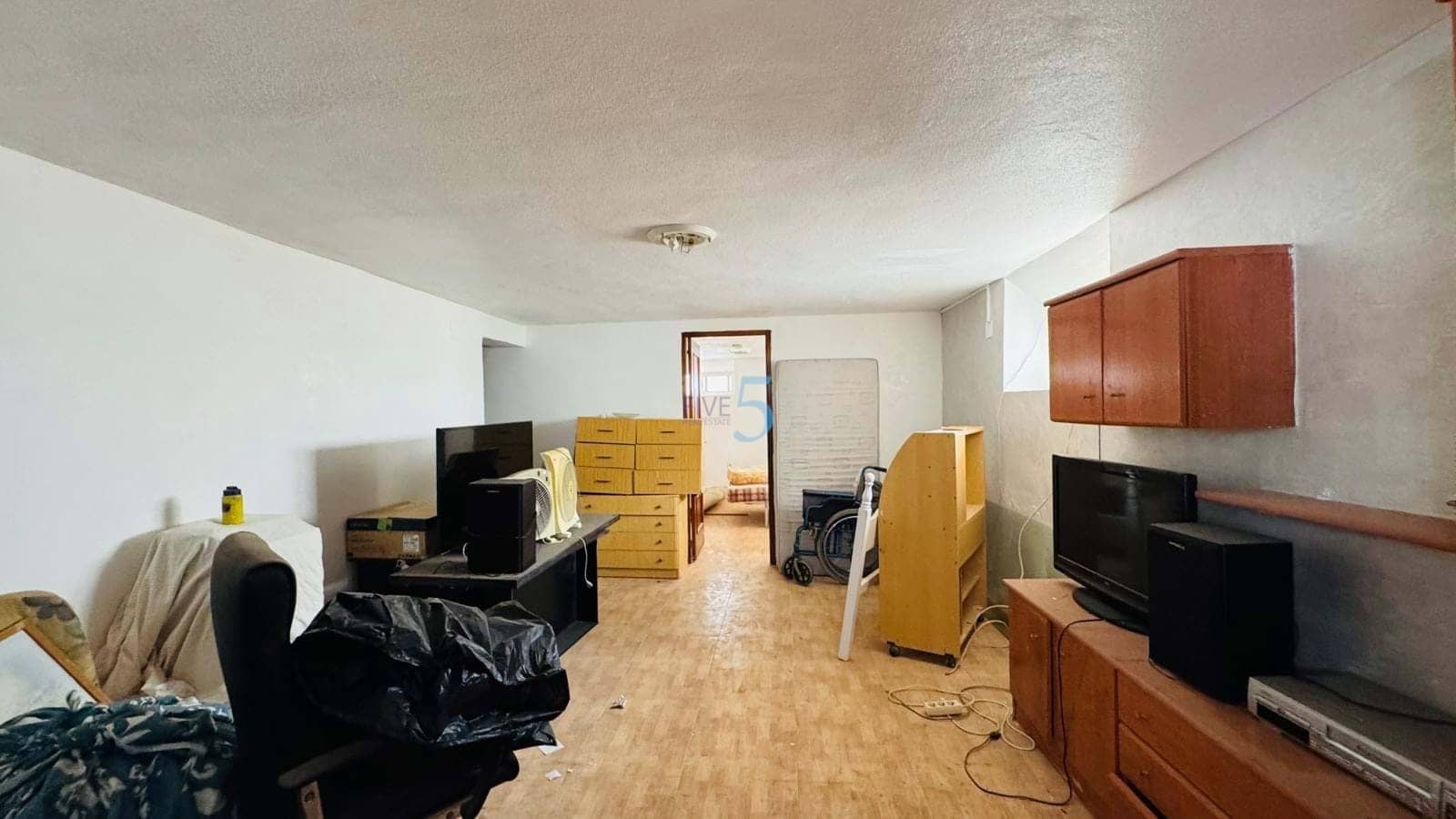 2 slaapkamer Villa te koop in La Siesta met zwembad garage - € 220.000 (Ref: 9727431)