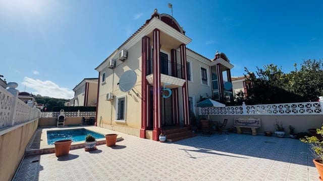 3 soveværelse Byhus til salg i Dehesa de Campoamor, Orihuela med swimmingpool - € 279.995 (Ref: 9727434)