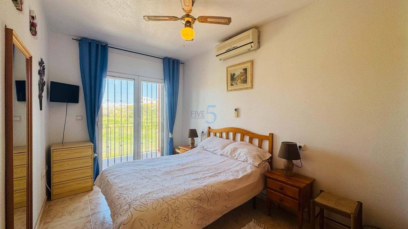 3 sypialnia Dom na sprzedaż w Dehesa de Campoamor z basenem - 279 995 € (Ref: 9727434)