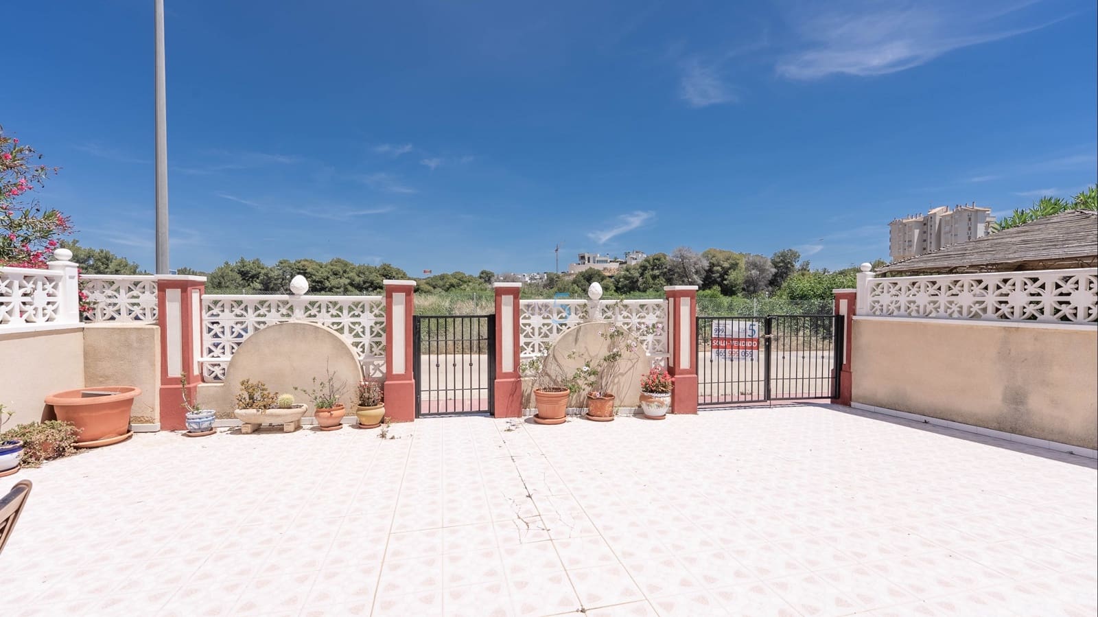 3 bedroom Townhouse for sale in Dehesa de Campoamor with pool - € 249,500 (Ref: 9727434)